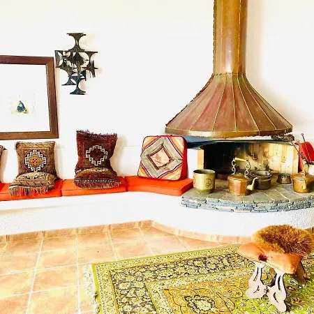 Chalet Hacienda Los Dragos By Deihu Experiences *